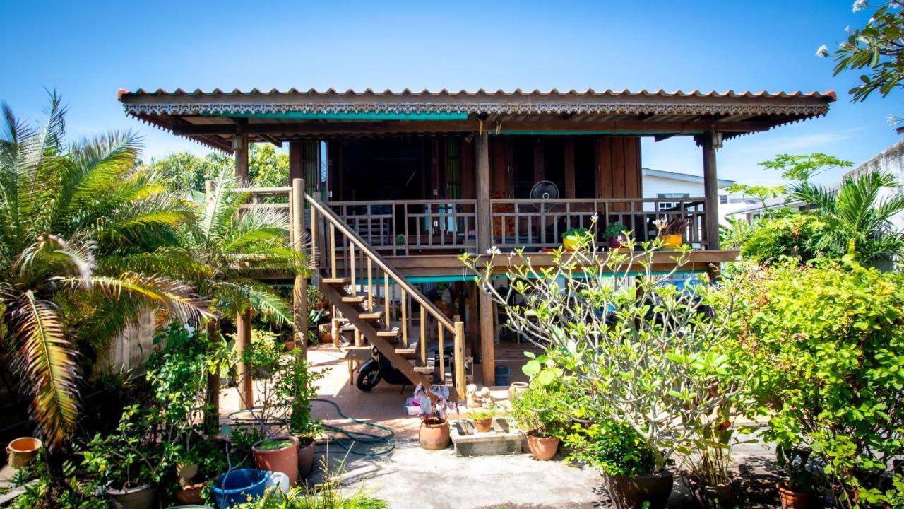 Seesea Thai Wooden House On Beachfront Πράτσουατ Κίρι Χαν Εξωτερικό φωτογραφία